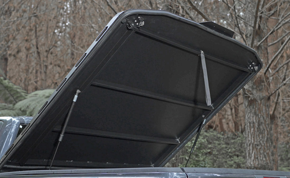 GearForce Hard Lid open on gas struts